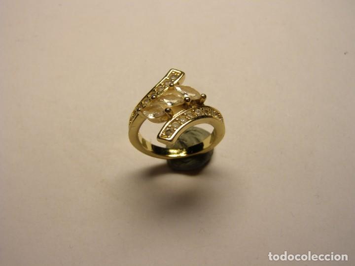 Schmuck: Anillo de bisuter&iacute;a.