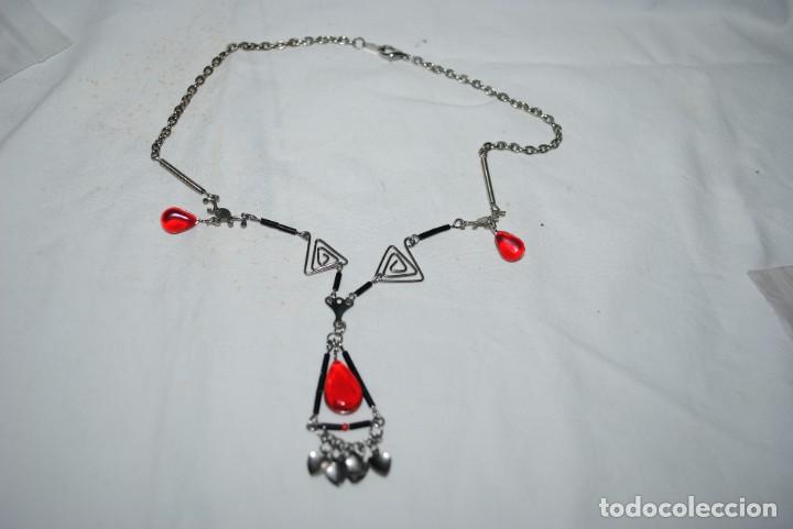 Joyeria: COLLAR MODERNO DE ACERO Y PIEDRAS ROJAS . - Foto 1