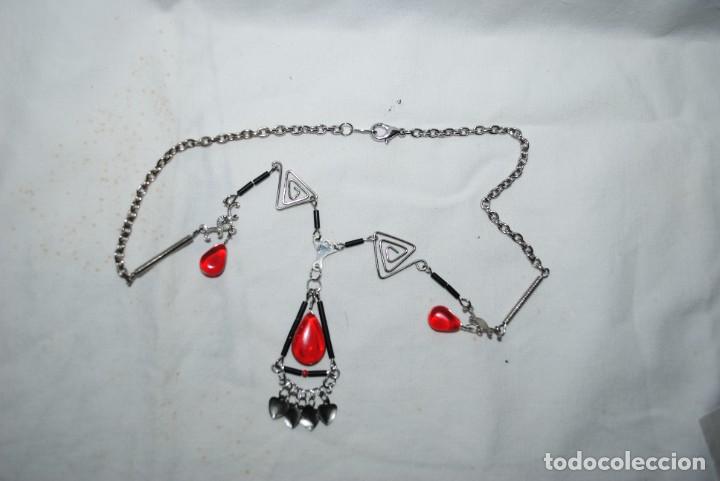 Joyeria: COLLAR MODERNO DE ACERO Y PIEDRAS ROJAS . - Foto 3
