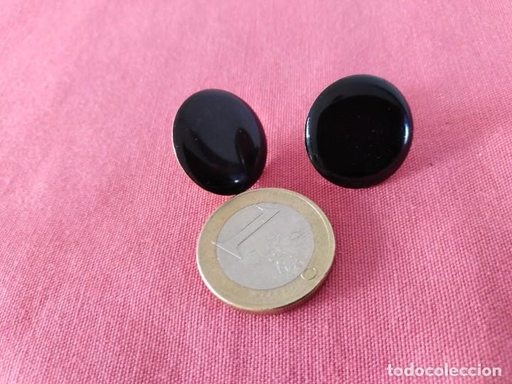 Joyeria: pendientes con forma de boton negro - Foto 2