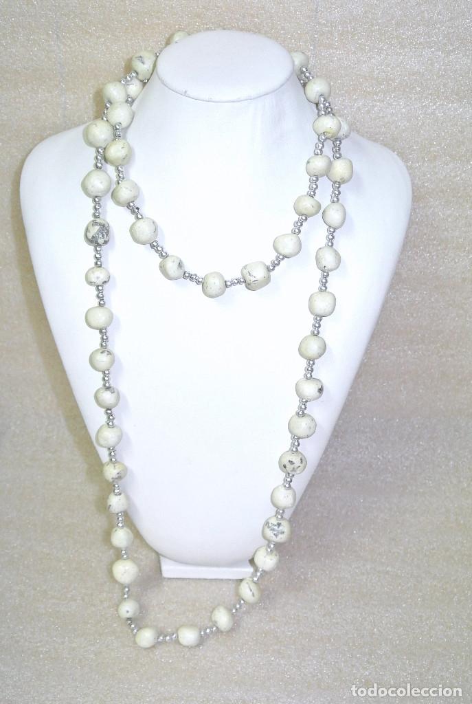 Joyeria: Collar bohemio largo color crema y plata, A&ntilde;o 2000, Nuevo - Foto 1