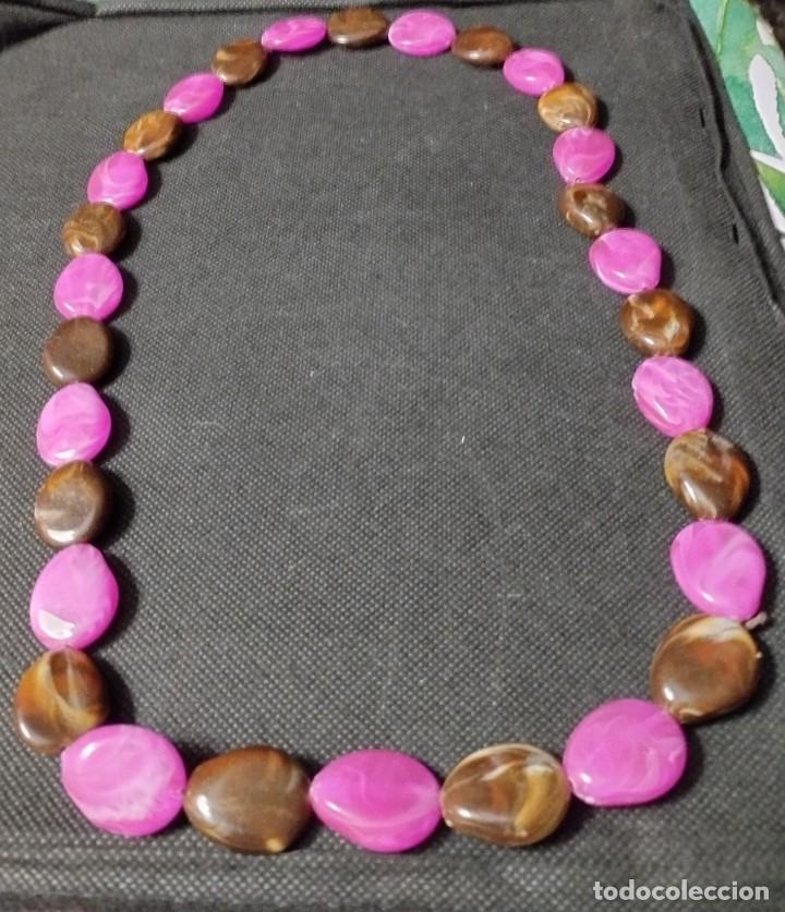 Joyeria: Collar vintage en plastico nacarado rosa y marron - Foto 1