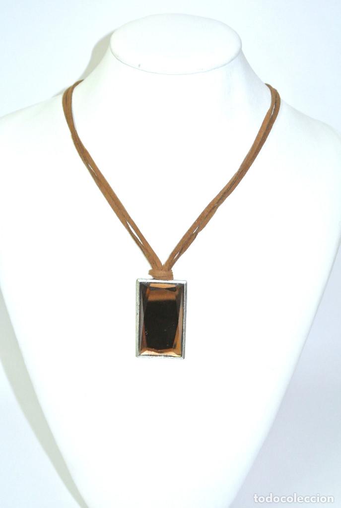 Joyeria: Collar corto color marr&oacute;n con strass, A&ntilde;o 2000, Nuevo - Foto 1