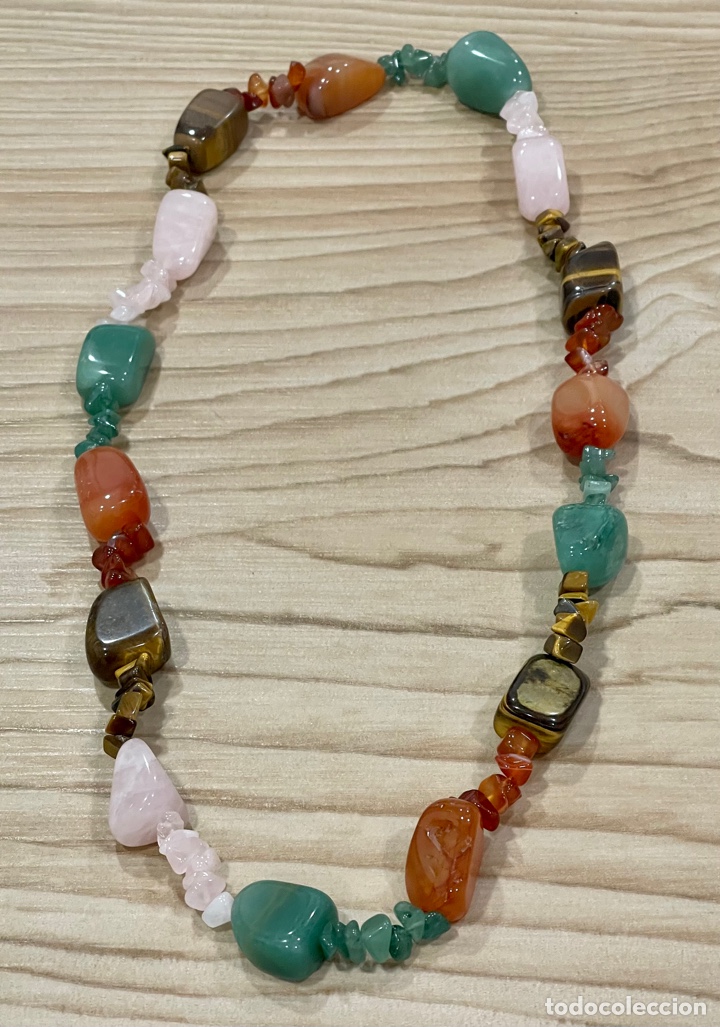 Joaillerie: Precioso collar en piedras minerales.