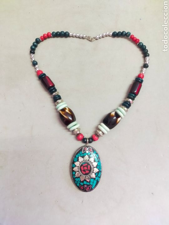 Joaillerie: COLLAR INDIO BISUTERIA. METAL PLATEADO Y CUENTAS.