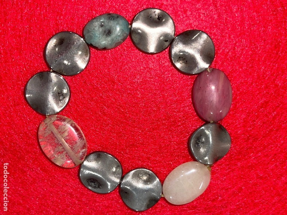 Schmuck: Bonita pulsera el&aacute;stica en diferentes tonalidades.