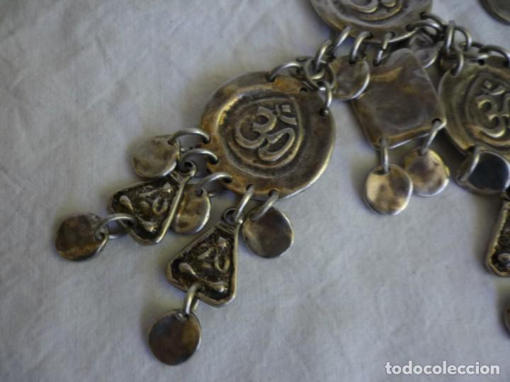 Joyeria: Collar met&aacute;lico de la marca Sin Receta + pendientes - Foto 3