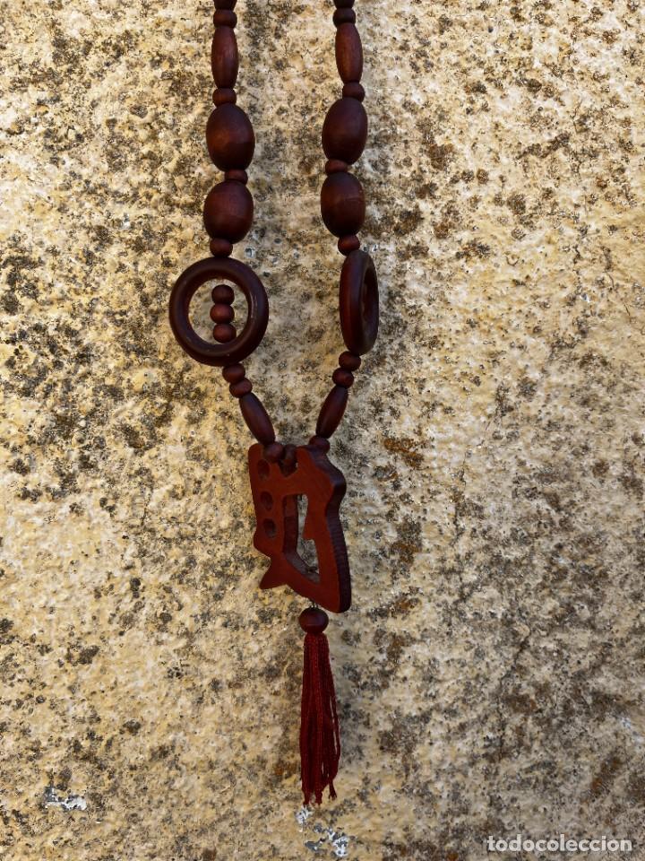 Joyeria: Collar de cuentas de madera oriental, vintage. - Foto 2