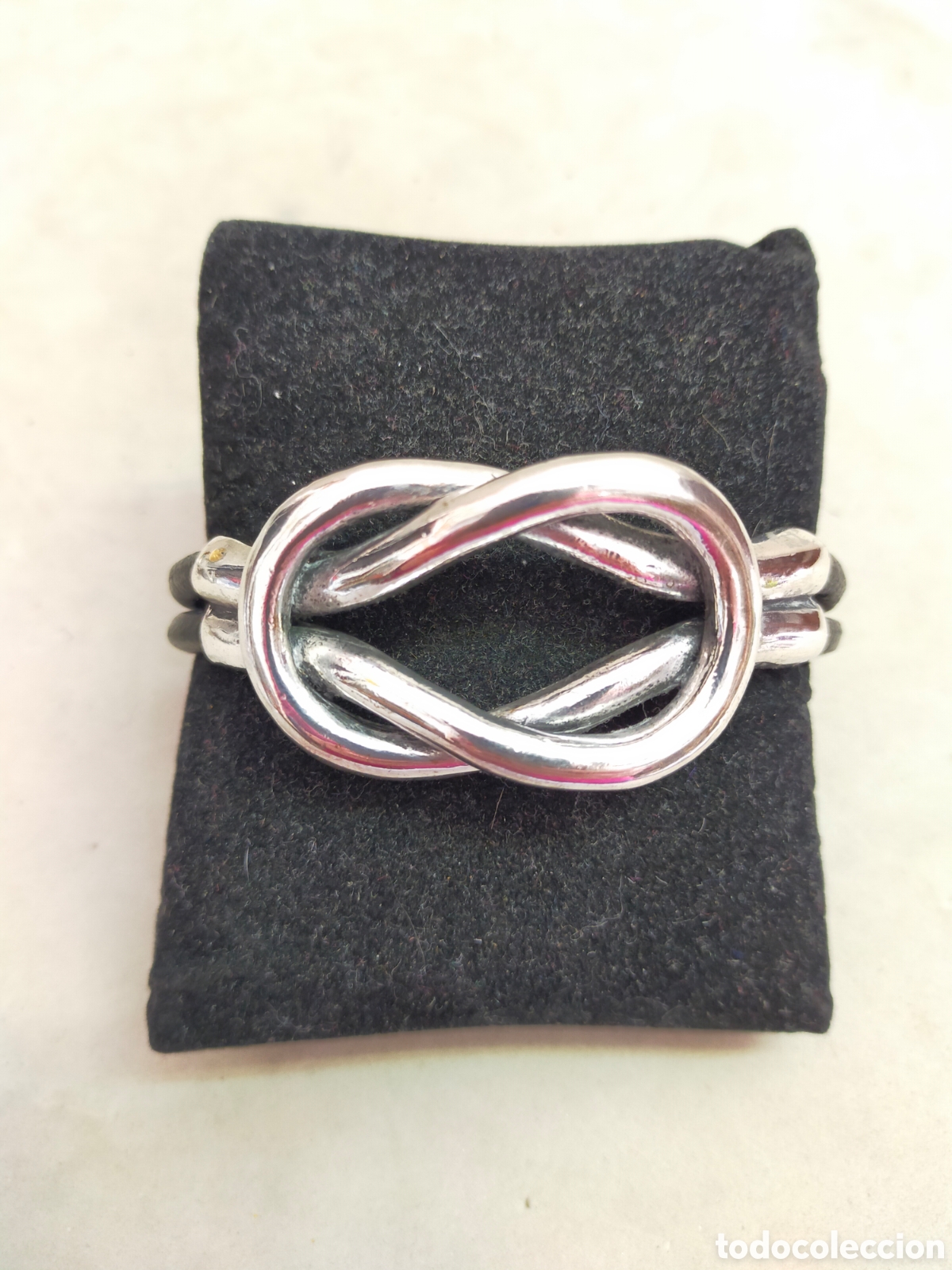 Joyeria: PULSERA DE METAL Y CUERO. CON FORMA DE NUDO. - Foto 2