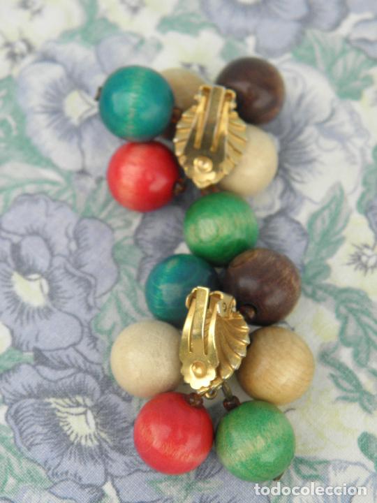 Joyeria: Antiguos pendientes de bolas de madera de colores - Foto 2