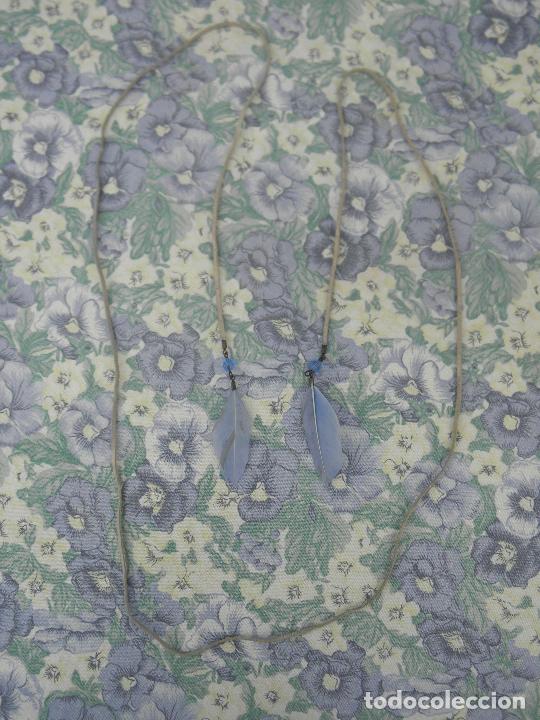 Joyeria: Collar de cinta de ante con plumas azules - Foto 1