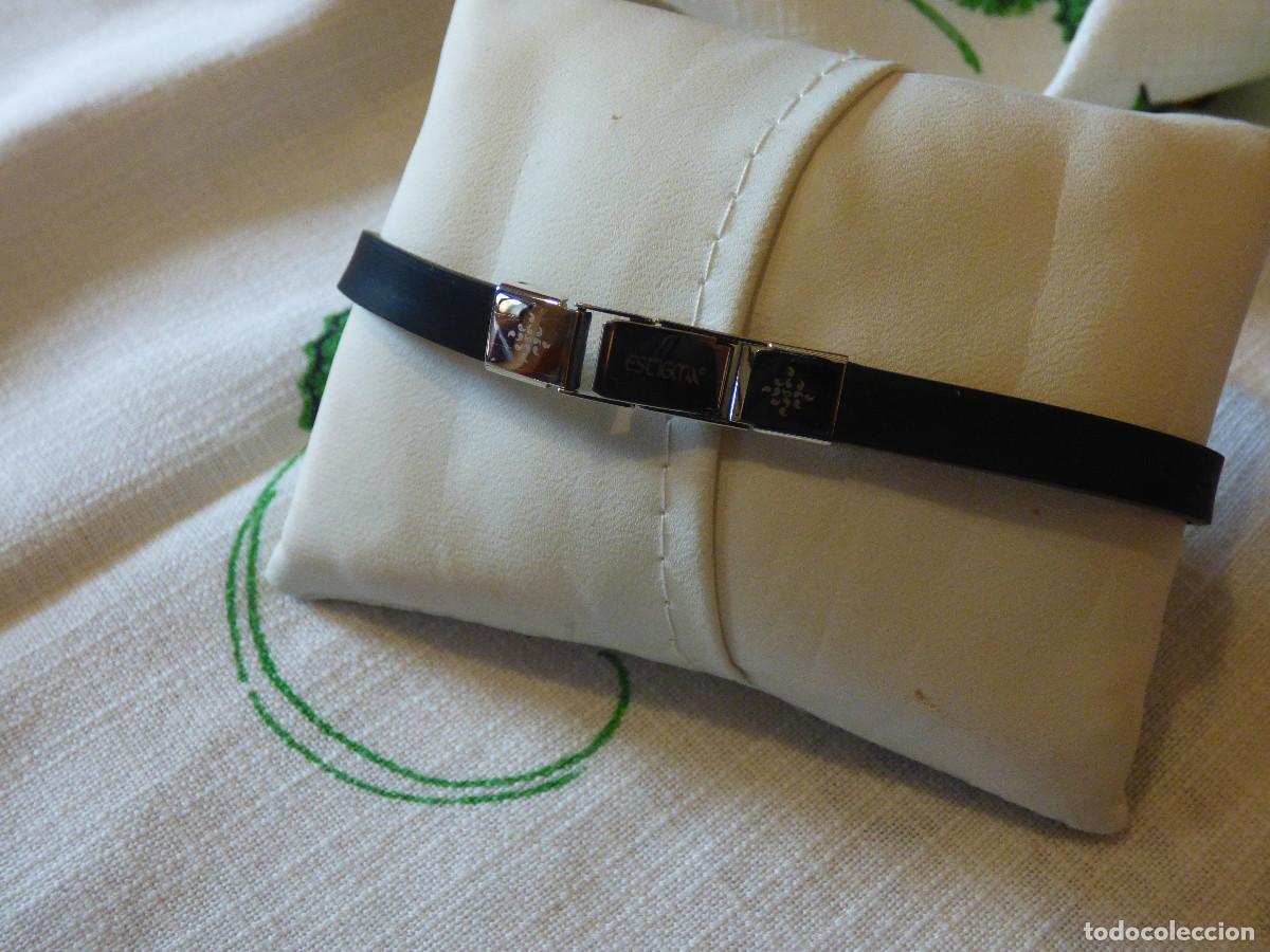 Joyeria: Pulsera, de caucho y acero - Foto 2