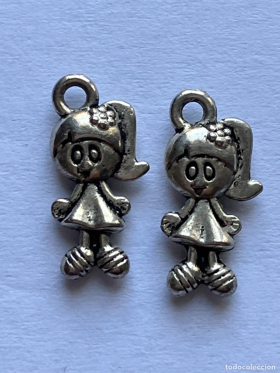 Schmuck: Lote 2 charms plata tibetana ni&ntilde;a. Abalorio colgante. Bisuter&iacute;a vintage.