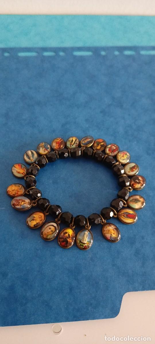 Joyeria: Pulsera el&aacute;stica - Litchi - con medallitas - - Foto 1
