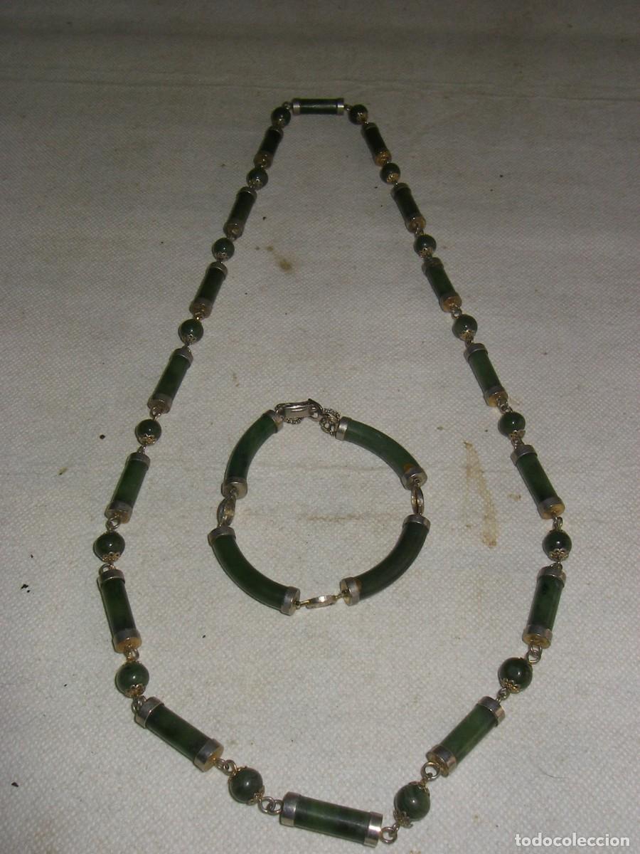 Gioielleria: Conjunto de collar y pulsera de jade nefrita y metal plateado.