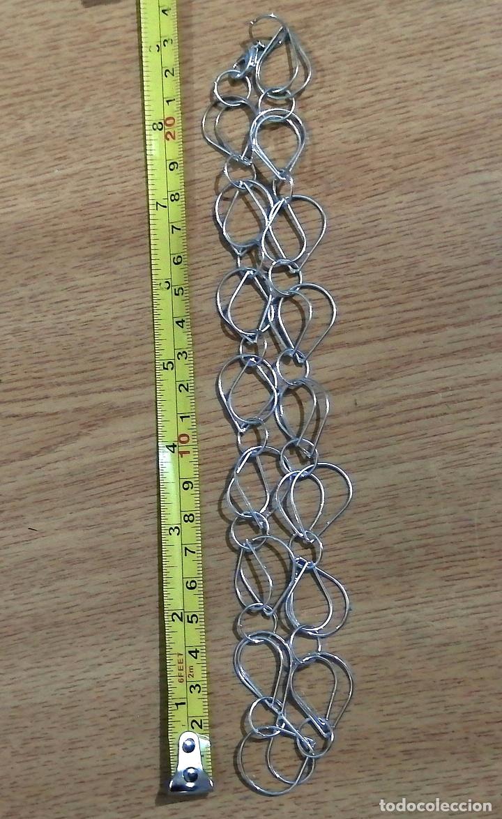 Joyeria: COLLAR MET&Aacute;LICO PLATEADO, FORMAS GEOM&Eacute;TRICAS. - Foto 3