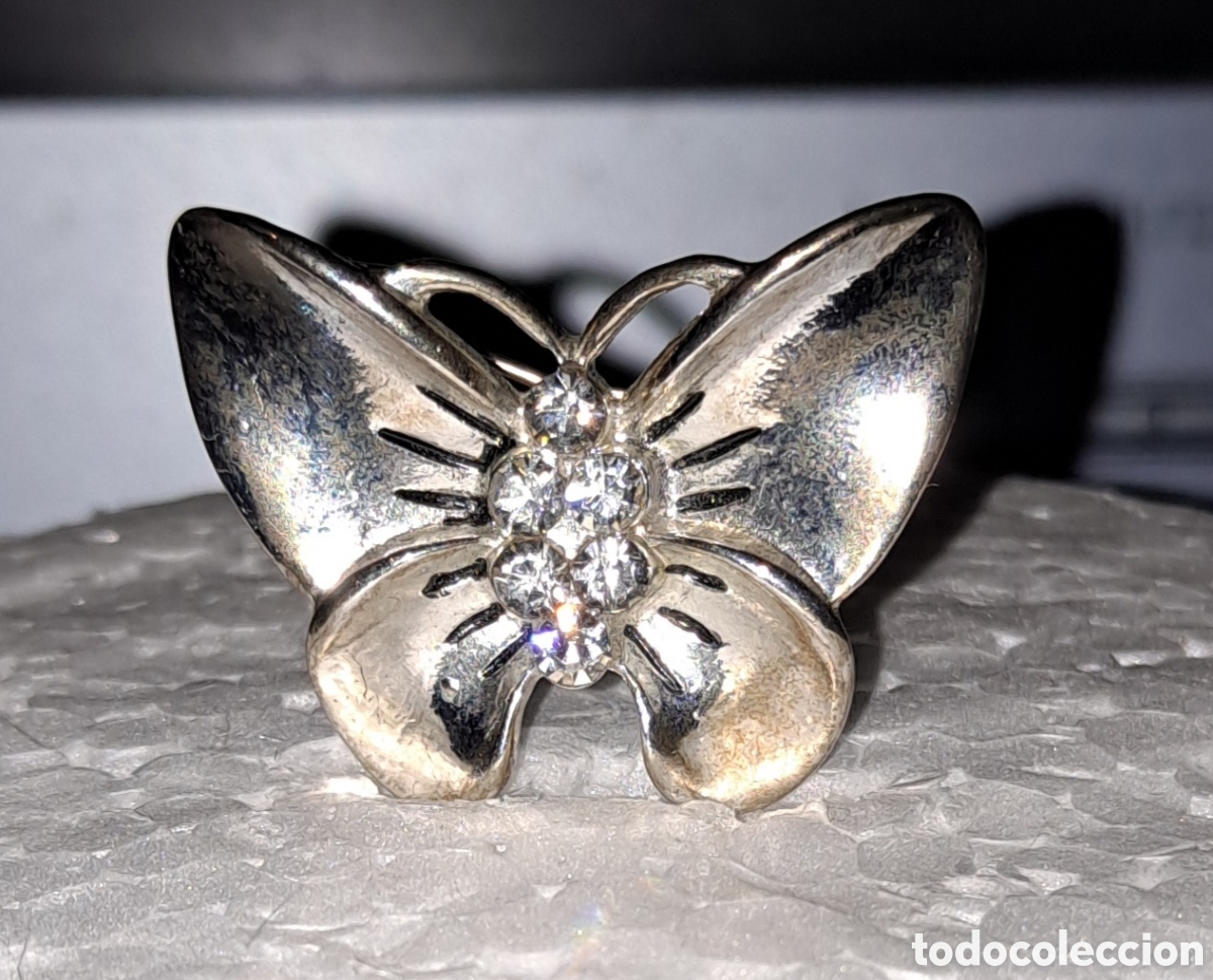 Joyeria: BROCHE EN FORMA DE MARIPOSA