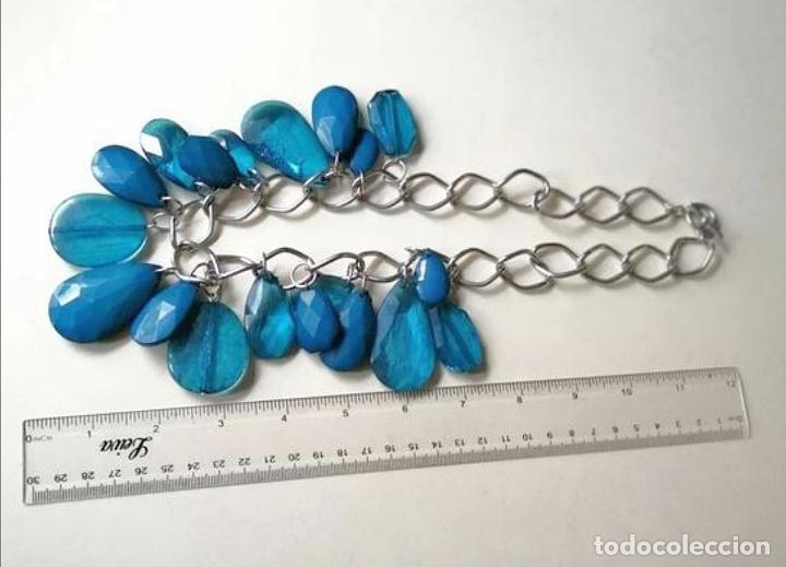 Joyeria: COLLAR CADENA PLATEADA CON COLGANTES AZULES. - Foto 2