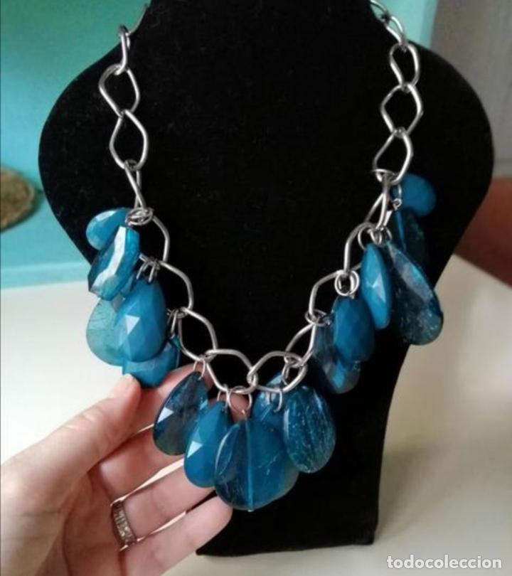 Joyeria: COLLAR CADENA PLATEADA CON COLGANTES AZULES. - Foto 1