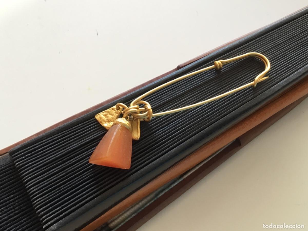 Joyeria: BROCHE AGUJON CON COLGANTE - Foto 3