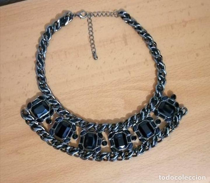 Joyeria: COLLAR CORTO MET&Aacute;LICO Y NEGRO. - Foto 2