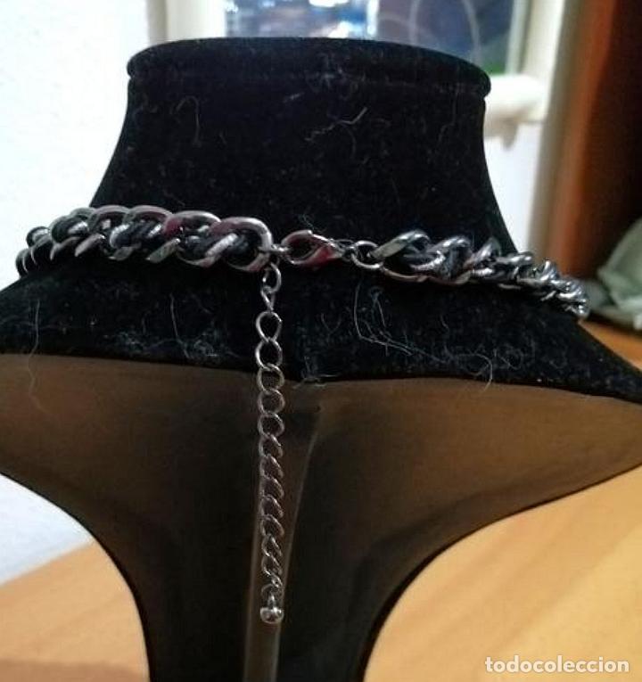 Joyeria: COLLAR CORTO MET&Aacute;LICO Y NEGRO. - Foto 3