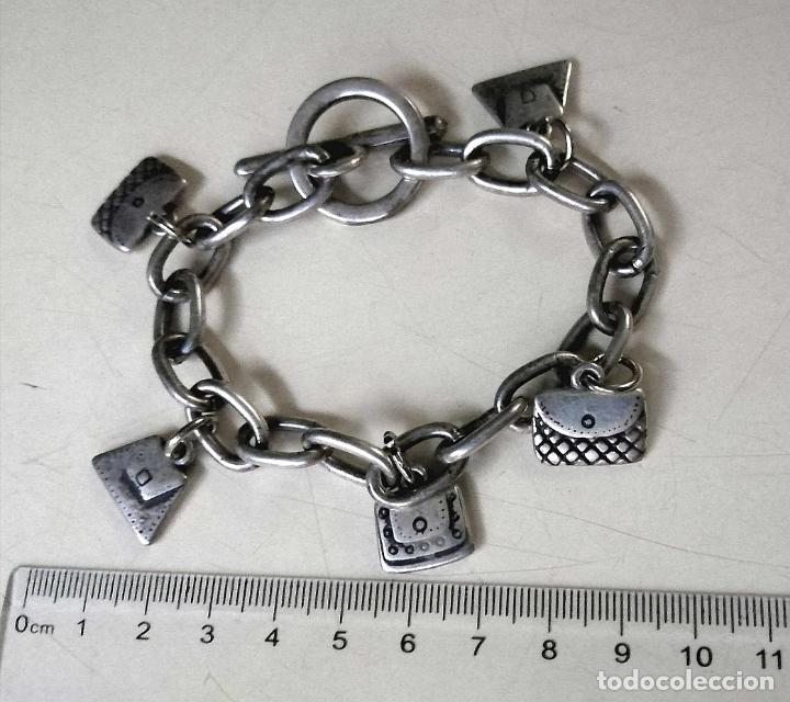 Joyeria: PULSERA METAL PLATEADA CON COLGANTES. - Foto 4