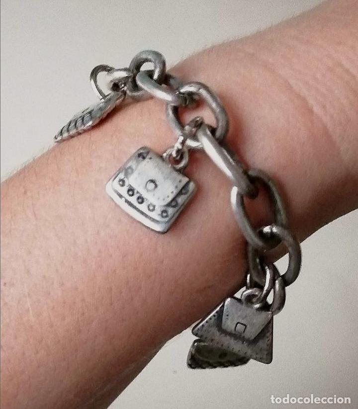Joyeria: PULSERA METAL PLATEADA CON COLGANTES. - Foto 5