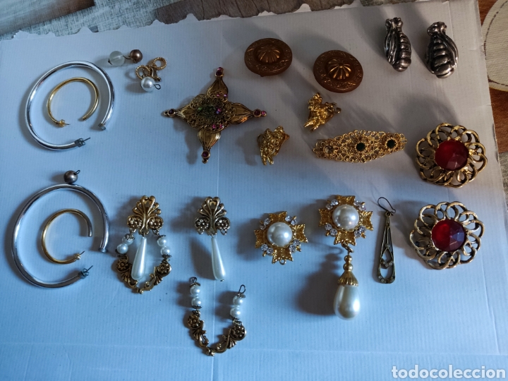 Joyeria: Bisuter&iacute;a pendientes broches etc&eacute;tera - Foto 1