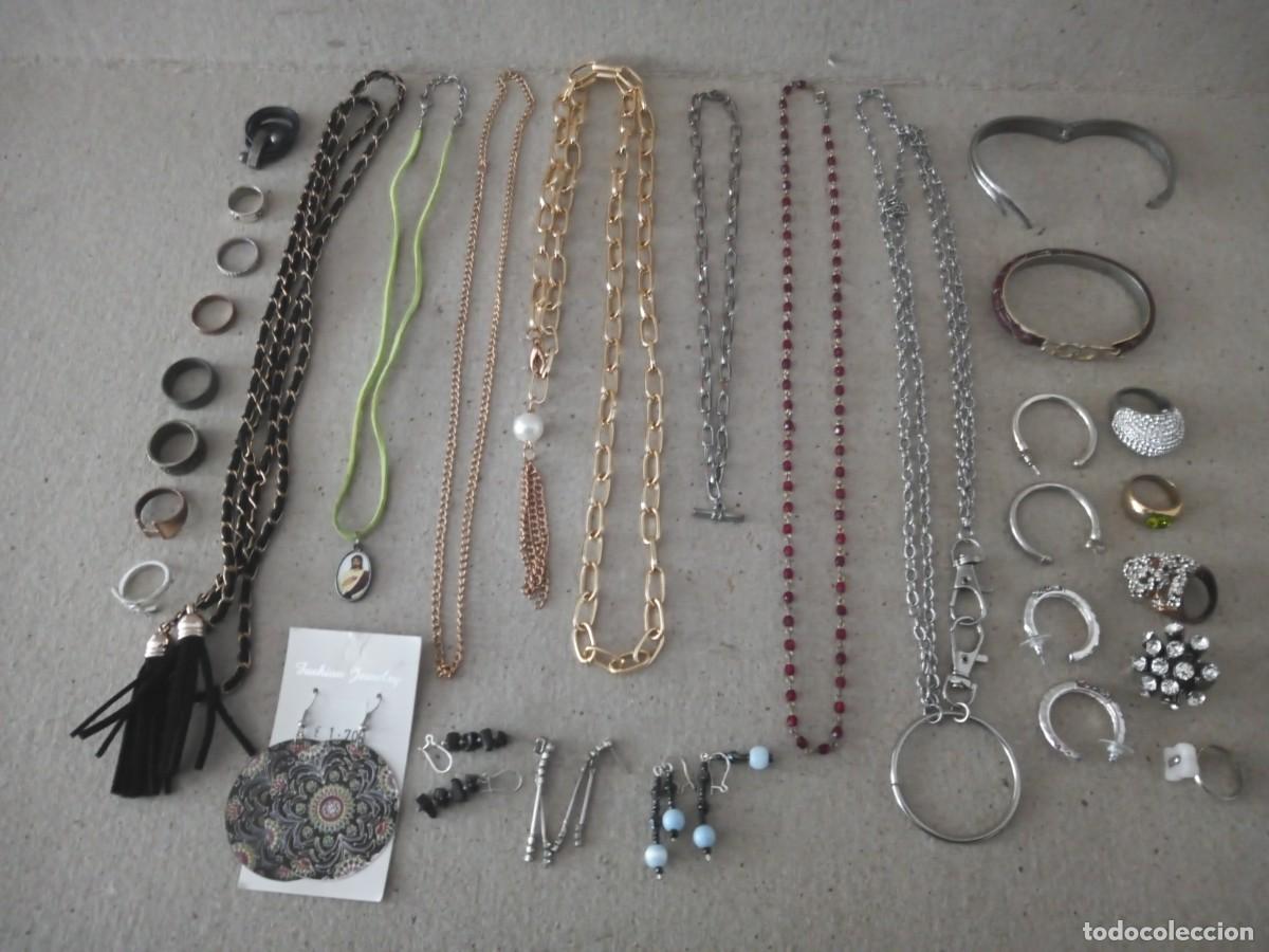 Joyeria: BONITO LOTE DE. 13. ANILLOS. 6 PENDIENTES 2 PULSERAS. 7 COLLARES
