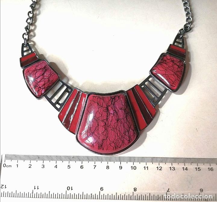 Joyeria: COLLAR CORTO, MET&Aacute;LICO Y ESMALTE ROJO. - Foto 2