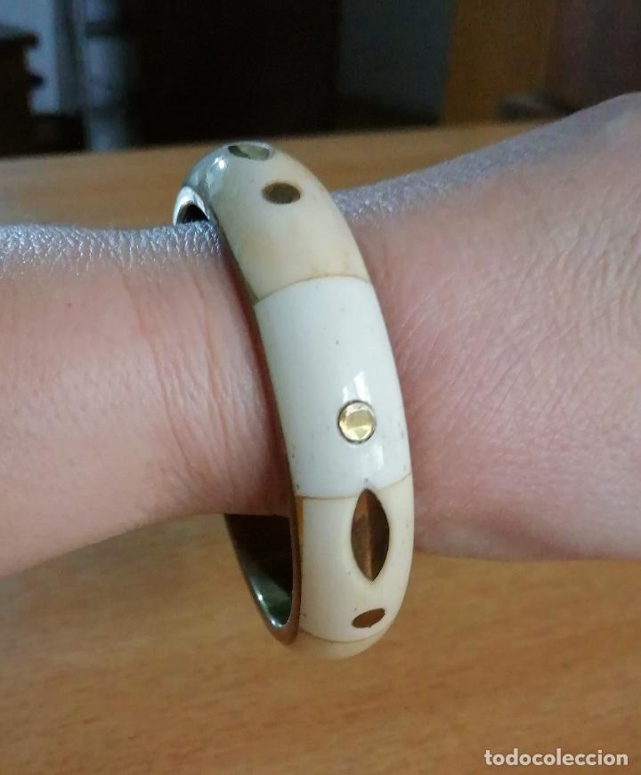 Joyeria: PULSERA, BRAZALETE EN HUESO Y LAT&Oacute;N - Foto 3