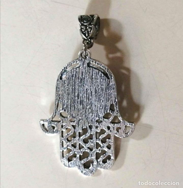 Joyeria: COLGANTE PLATEADO, MANO DE F&Aacute;TIMA, CON SIMIL TURQUESA. - Foto 2