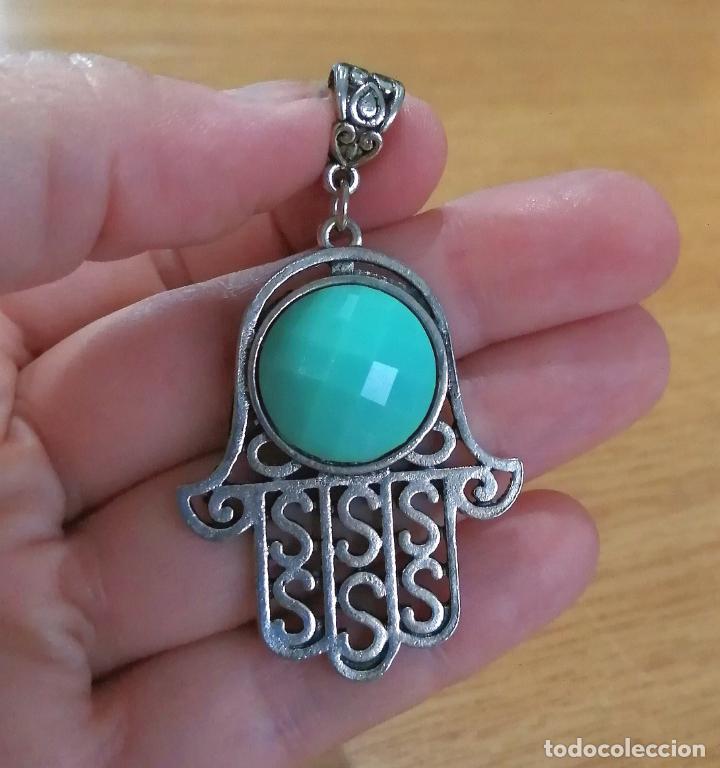 Joyeria: COLGANTE PLATEADO, MANO DE F&Aacute;TIMA, CON SIMIL TURQUESA. - Foto 1