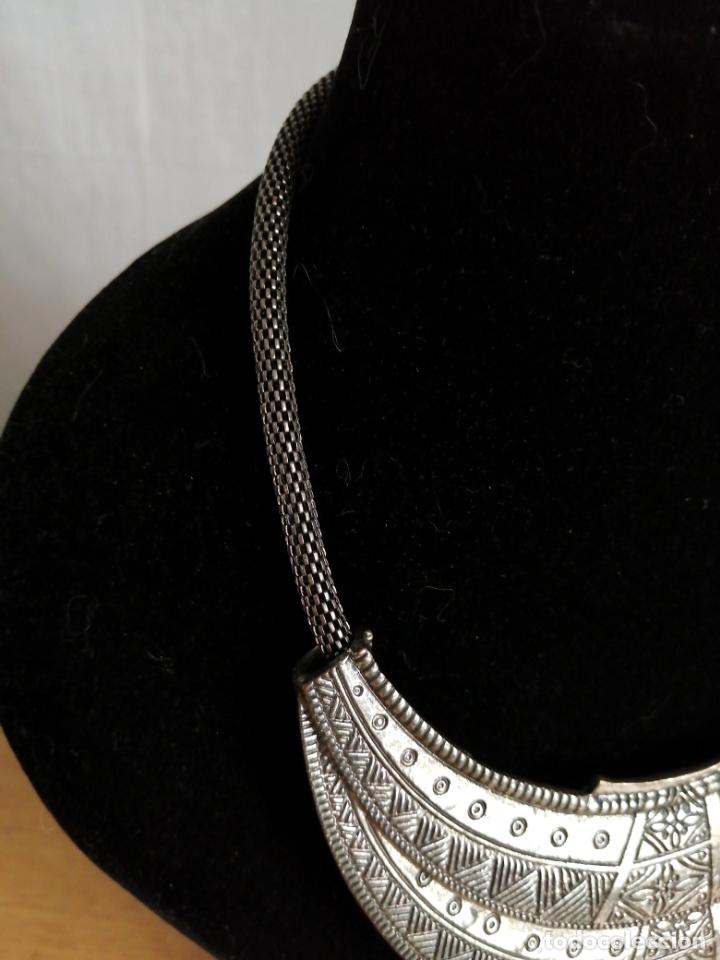 Joyeria: COLLAR CORTO, MET&Aacute;LICO PLATEADO. - Foto 8