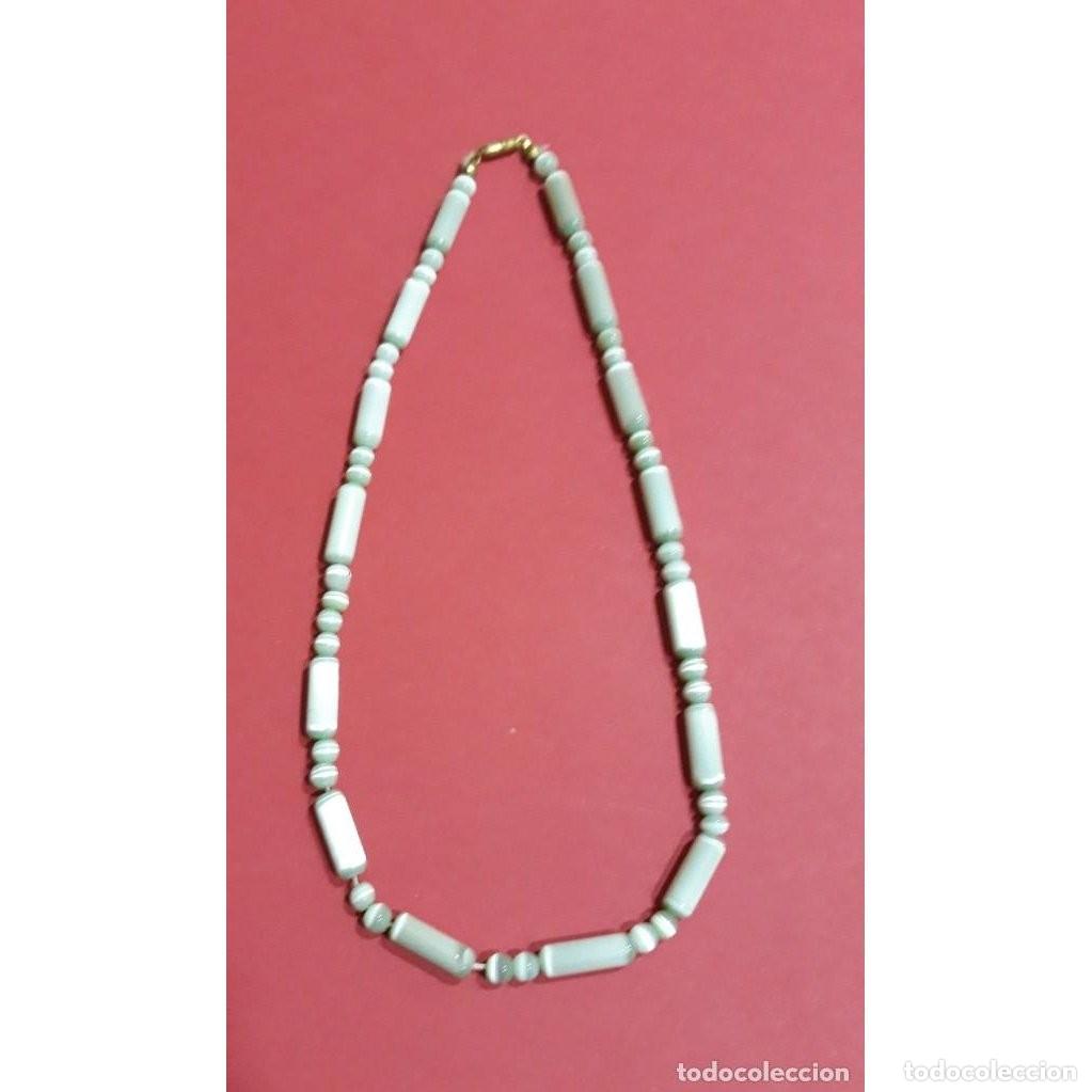 Schmuck: bisuteria - collar / gargantilla - mineral pulido - cerradura de rosca - sin estrenar - a&ntilde;os 70