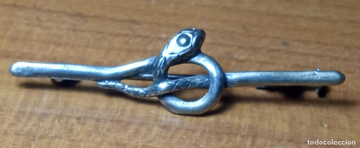 Schmuck: Aguja con forma de serpiente en plata