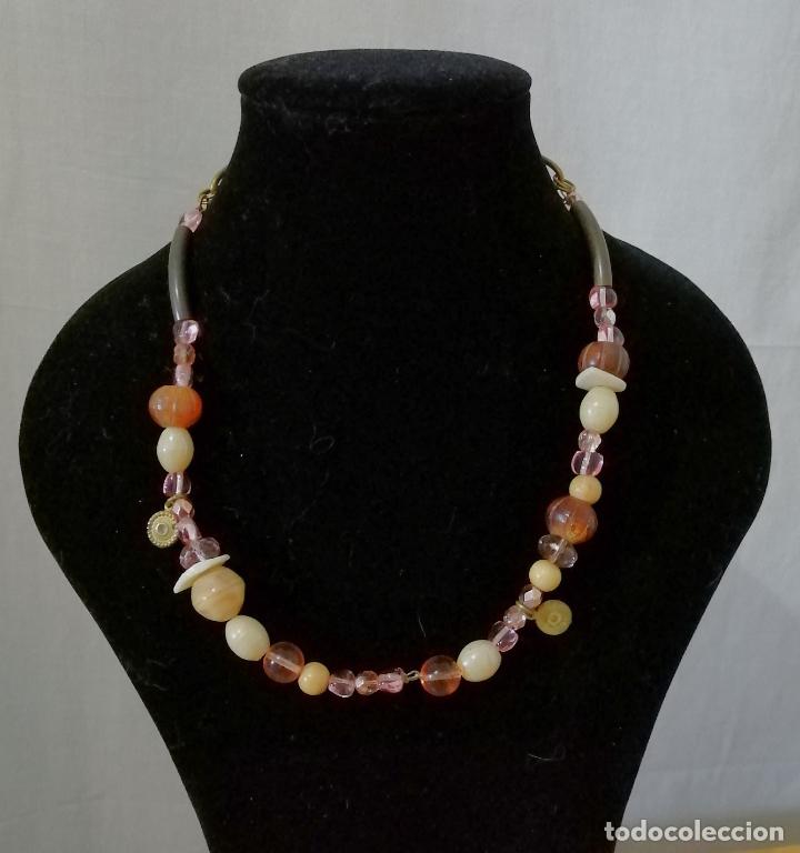 Joyeria: COLLAR CORTO CON CADENA Y CUENTAS DE DIFERENTES FORMAS. - Foto 5
