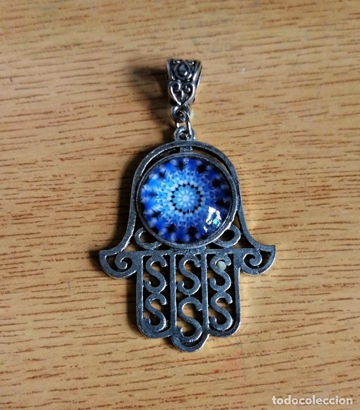 Joyeria: MANO DE F&Aacute;TIMA PLATEADA CON MANDALA AZUL - Foto 5