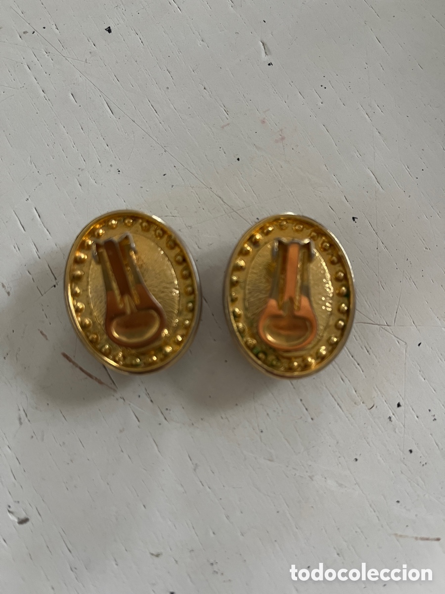 Joyeria: Preciosos y elegantes pendientes con piedra central en morado. - Foto 3