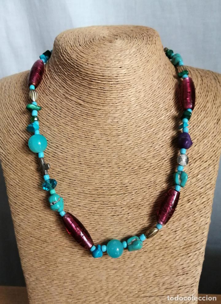 Joyeria: COLLAR CON CUENTAS DE CRISTAL Y TURQUESA SIMIL. - Foto 3