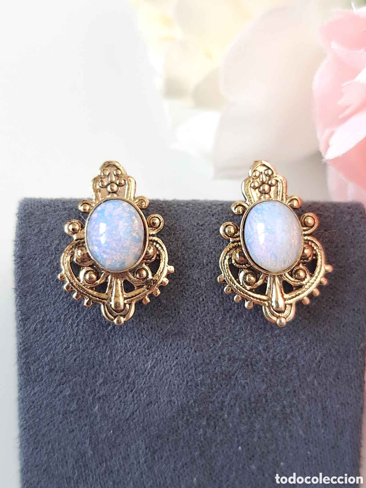 Schmuck: ⏳ Pendientes a&ntilde;os 60 sin uso. Cristal &oacute;palo Alemania Occidental.