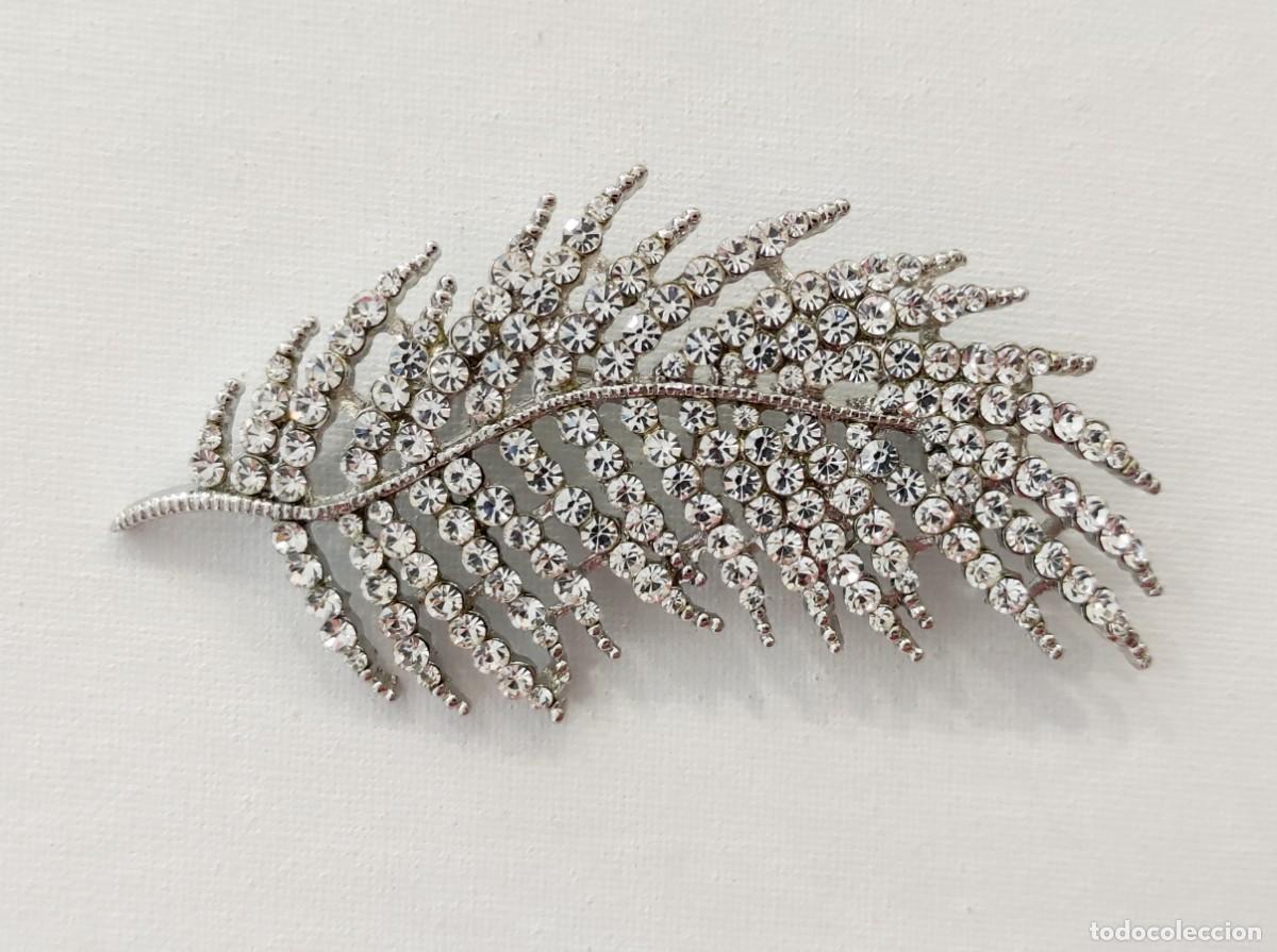 Joyeria: BROCHE DE HOJA DE HELECHO CON CRISTALES. - Foto 1