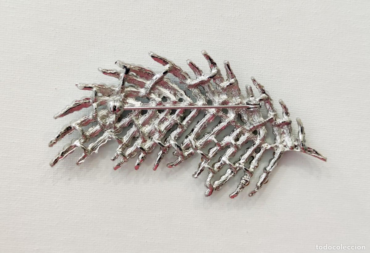Joyeria: BROCHE DE HOJA DE HELECHO CON CRISTALES. - Foto 2