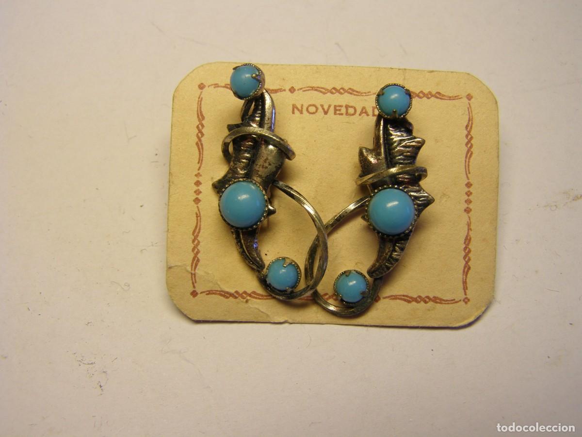 Joaillerie: Par de pendientes de bisuter&iacute;a.