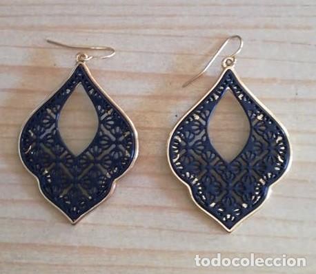 Gioielleria: Elegantes pendientes metal DORADO Y REJILLA NEGRA