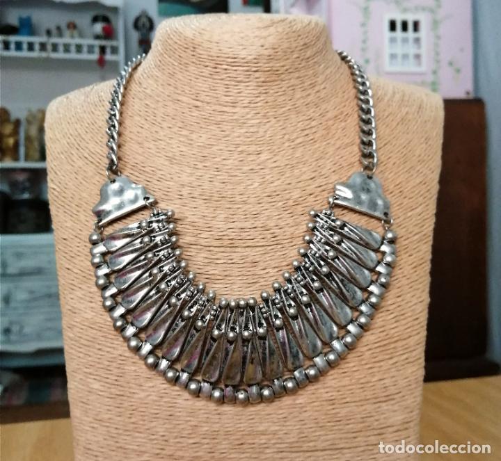Joyeria: COLLAR CORTO PLATEADO, MET&Aacute;LICO. - Foto 5