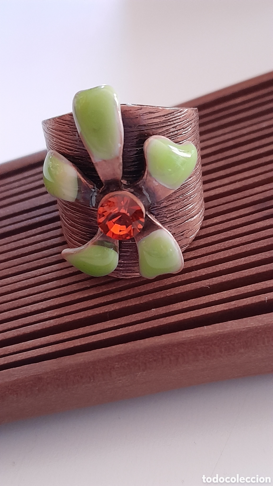 Joyeria: Anillo con esmalte y cristal. Vintage - Foto 6
