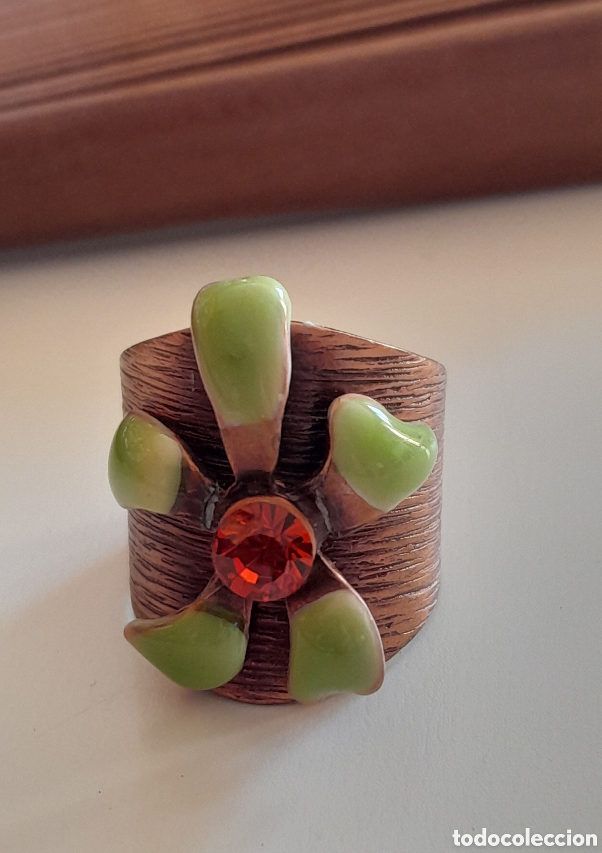 Joyeria: Anillo con esmalte y cristal. Vintage - Foto 2