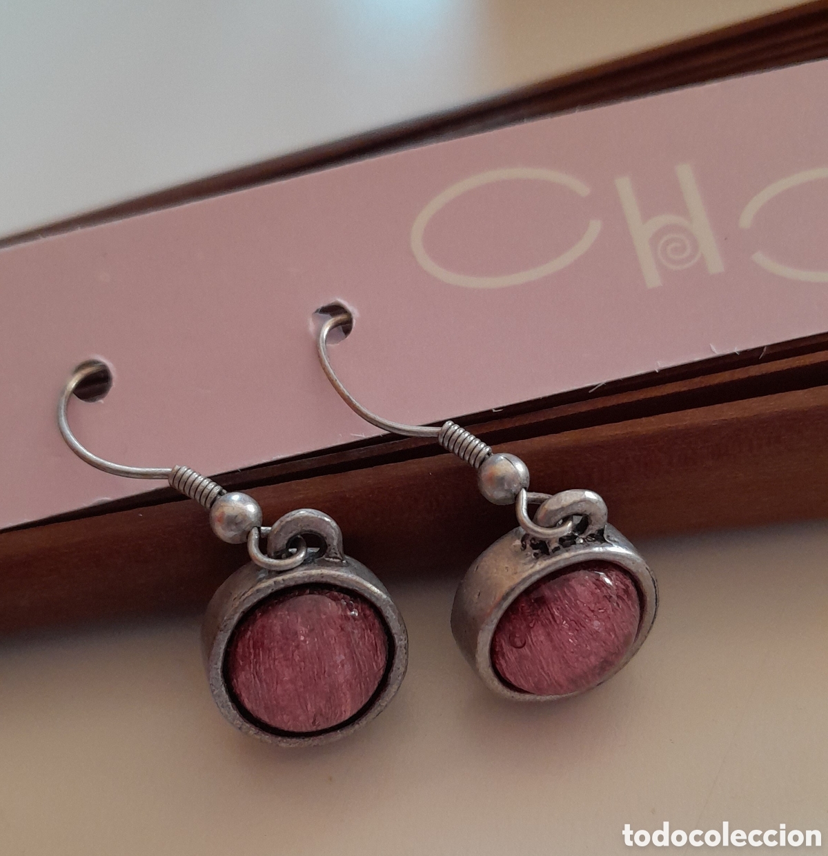 Joyeria: Pendientes de metal con piedra malva - Foto 3